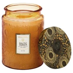 Voluspa - Baltic Amber Candle