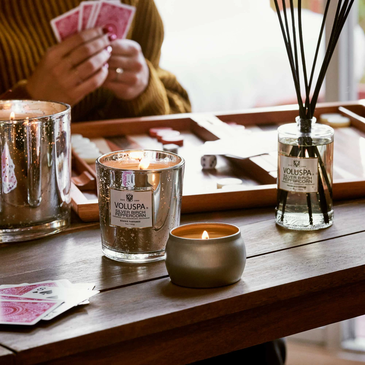 Voluspa Silver Birch Peppercorn - Mini Tin Candle 5 Voluspa Silver Birch Peppercorn - Mini Tin Candle - Image 5
