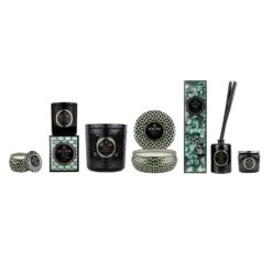 Voluspa French Linen - Luxe Candle -Voluspa Sales Store MAISONNOIRallformats 2000x2000FRENCHLINEN 2