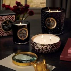Voluspa Pink Citron Grapefruit - Luxe Candle 10 Voluspa Pink Citron Grapefruit - Luxe Candle -Voluspa Sales Store PINK CITRON GRAPEFRUIT Luxe Classic 3WickTin Web V2 0fc76c79 c104 4225 ae47 e05b6bc83ee1