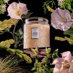 Voluspa Jasmine Midnight Blooms - Luxe Jar Candle 8 Voluspa Jasmine Midnight Blooms - Luxe Jar Candle -Voluspa Sales Store S23 ING 73734 WEB 1