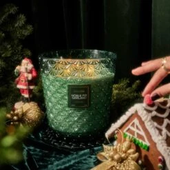 Voluspa - Noble Fir Garland 5 Wick Hearth Candle 11 Voluspa - Noble Fir Garland 5 Wick Hearth Candle -Voluspa Sales Store f23 studio 54810 001