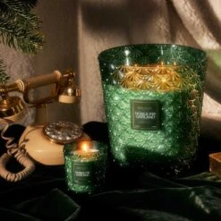 Voluspa - Noble Fir Garland 5 Wick Hearth Candle 9 Voluspa - Noble Fir Garland 5 Wick Hearth Candle -Voluspa Sales Store f23 studio 54810 002