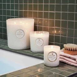 Voluspa - Laguna Luxe Candle -Voluspa Sales Store fa22 lfopt 8407 2 web 1