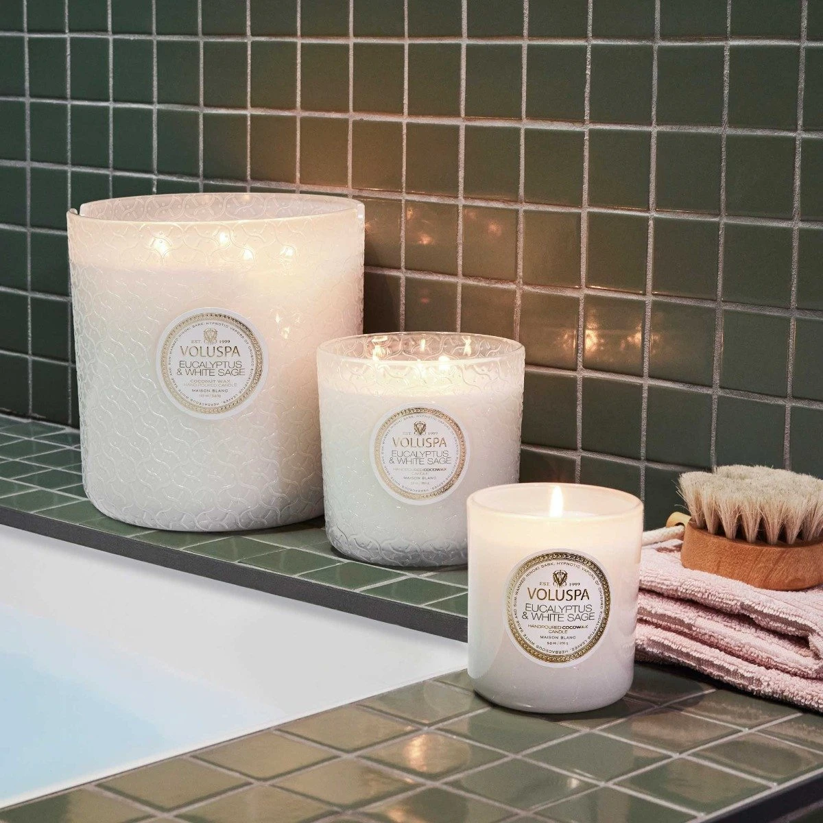 Voluspa - Suede Blanc 5 Wick Hearth Candle 5 Voluspa - Suede Blanc 5 Wick Hearth Candle - Image 5