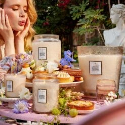 Voluspa - Jasmine Midnight Blooms Candle -Voluspa Sales Store s23 lf 72834 web