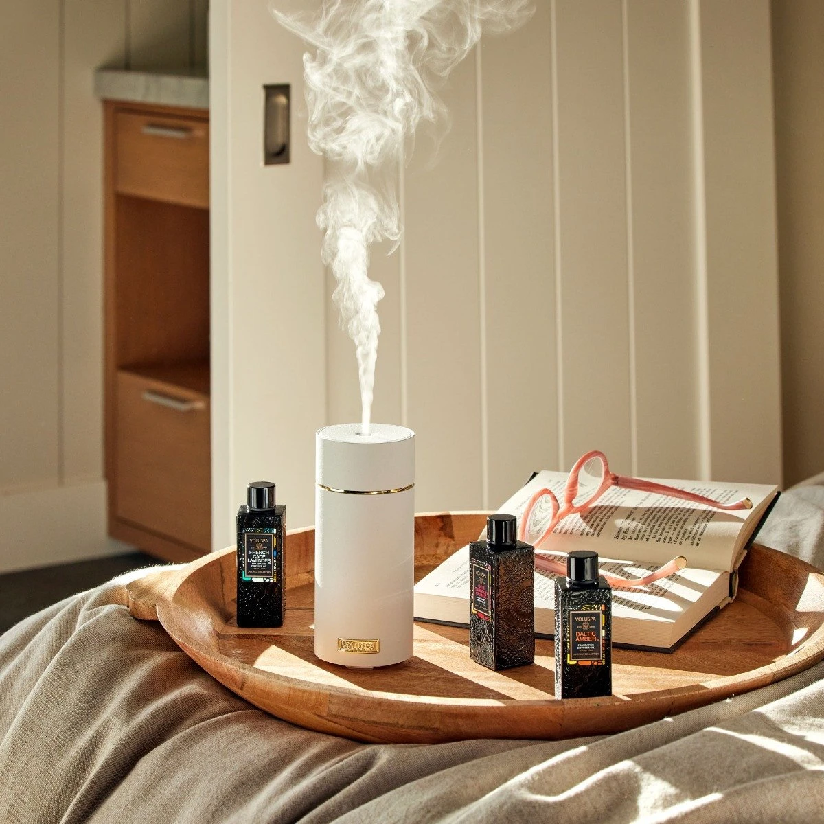 Voluspa - Ultrasonic Fragrance Oil Cordless Diffuser (White) 6 Voluspa - Ultrasonic Fragrance Oil Cordless Diffuser (White) - Image 6